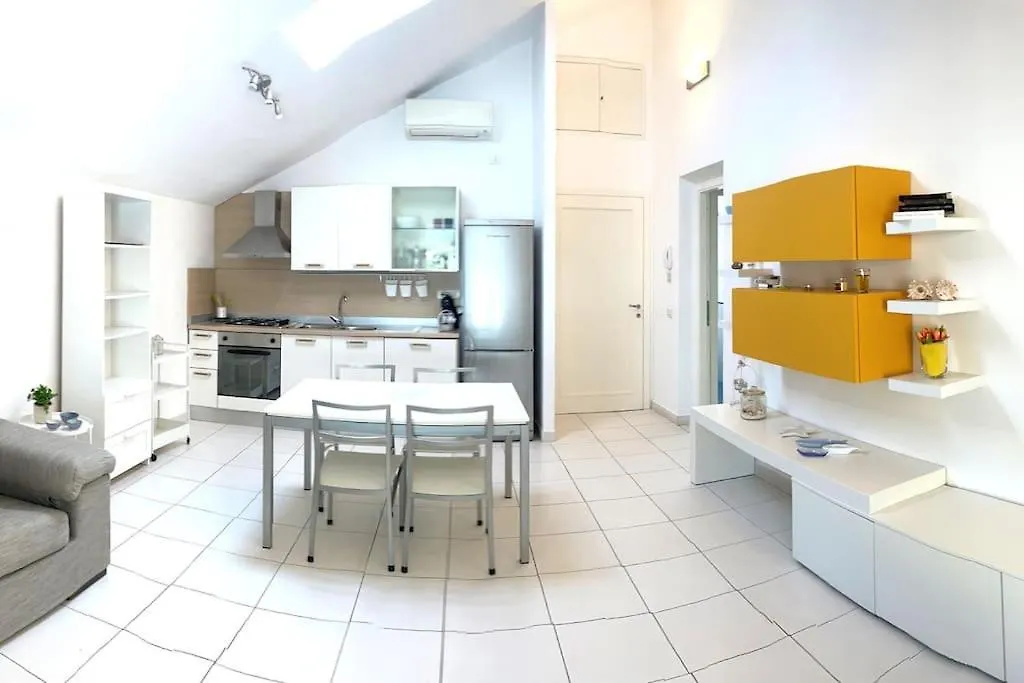 Appartamento La Terrazza بيتراسانتا شقة