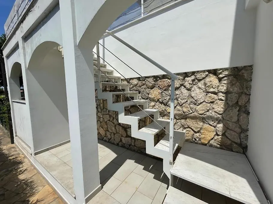 Appartamento La Terrazza بيتراسانتا 0*,