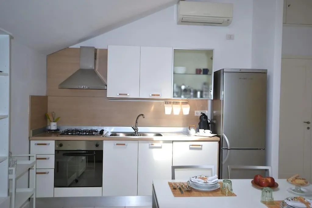 Appartamento La Terrazza بيتراسانتا إيطاليا